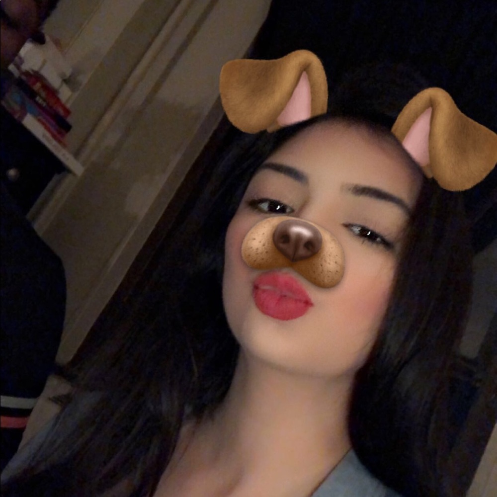 Meet your Posher, Alyssa